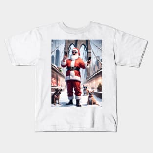 Santa Selfie with Pet on Brooklyn Bridge Kids T-Shirt